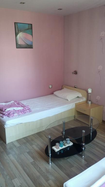 Comfort Guest Rooms 플레벤 외부 사진
